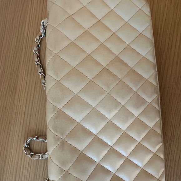 Chanel should bag - Picture 9 of 10